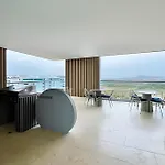 Apartamento 2 Dormitorios Morros Vistas. Piscina